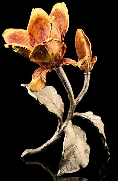 Дизайнерская бронзовая скульптура «Магнолия» от Озюменко — ElitPodarok