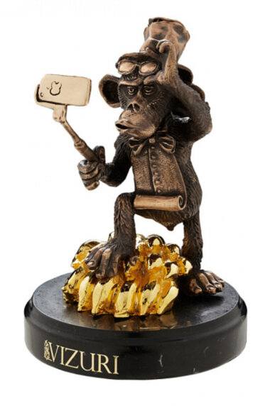 Скульптура «Селфи года» — ElitPodarok