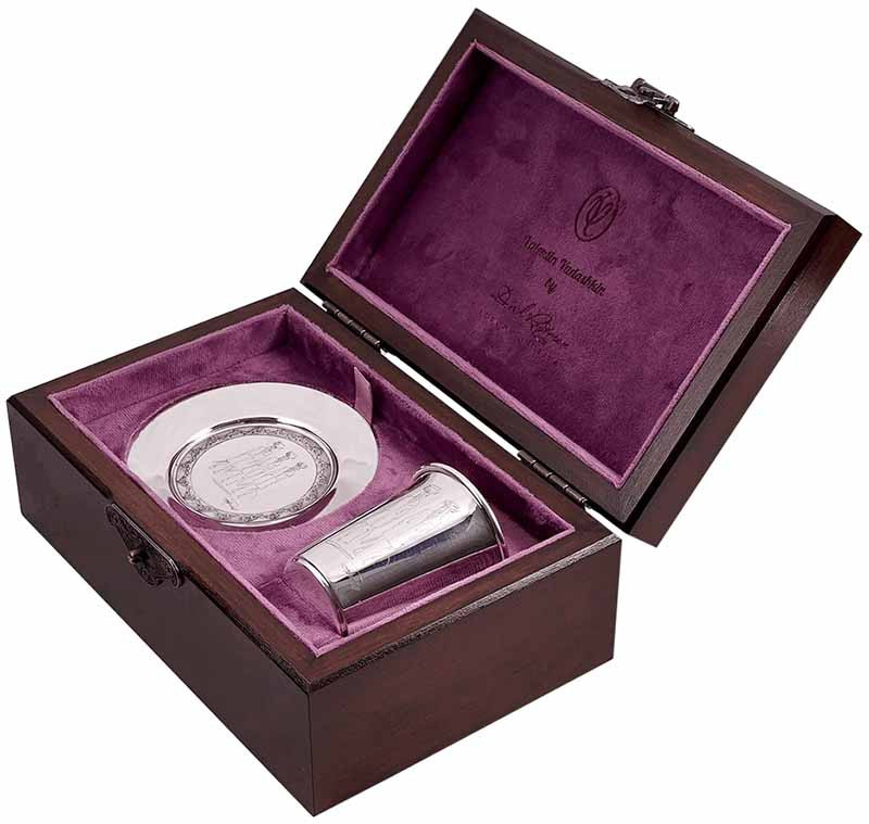 Бехер и блюдце для кидуша, совместная коллекция В. Юдашкина и Д. Ройтмана фото 1 — ElitPodarok