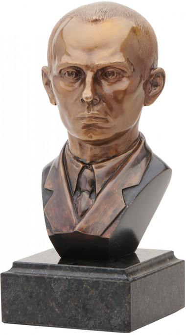 Авторська скульптура «Степан Бандера» від Vizuri — ElitPodarok