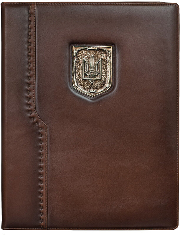 Шкіряна папка «Герб України» коричнева фото 1 — ElitPodarok