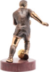 Скульптура «Футболіст» фото 2 — ElitPodarok