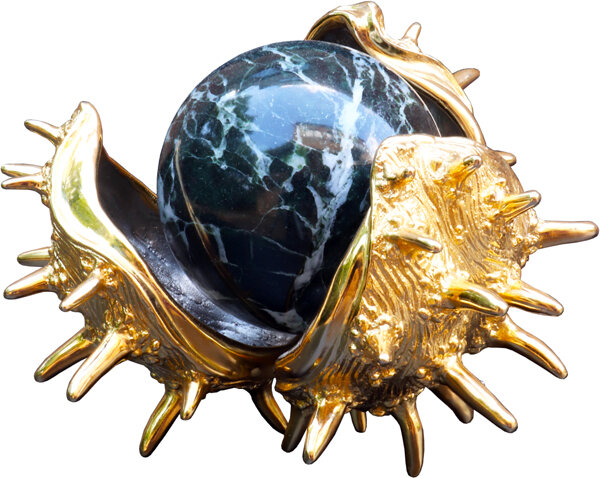 Скульптура от братьев Озюменко «Золотой каштан» фото 1 — ElitPodarok