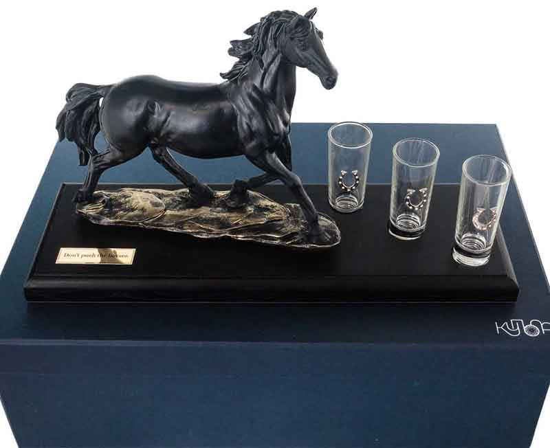 Подарочный набор «Эликсир победы: с конём и подковой» фото 1 — ElitPodarok