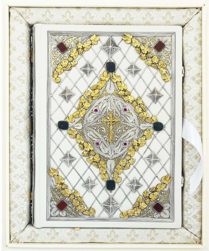 Ексклюзивна книга «Біблія» у сріблі з камінням фото 1 — ElitPodarok