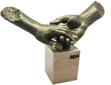 Скульптура «Твоя рука в моей» от А.Anglada — ElitPodarok