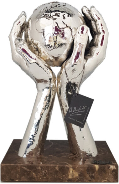 Скульптура «Світ в твоїх руках» від А.Anglada — ElitPodarok