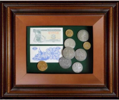 Сувенир «История Украины в монетах и банкнотах» — ElitPodarok