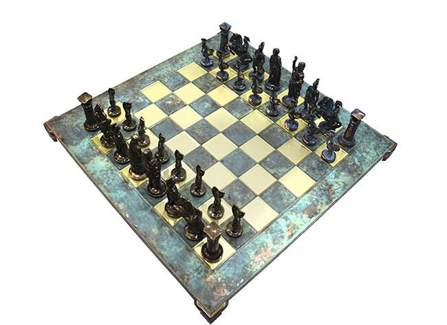 Шахи Manopoulos "Греко-Римський період" S11TIR, латунь, в дерев'яному футлярі фото 1 — ElitPodarok